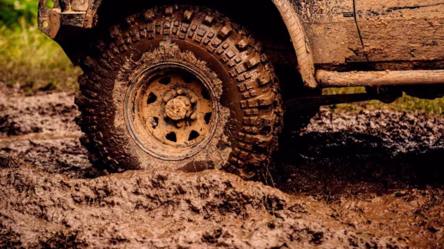 4X4-BARRO