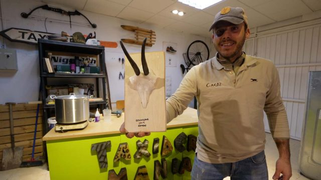 TAXIDERMANIA-5-REBECO