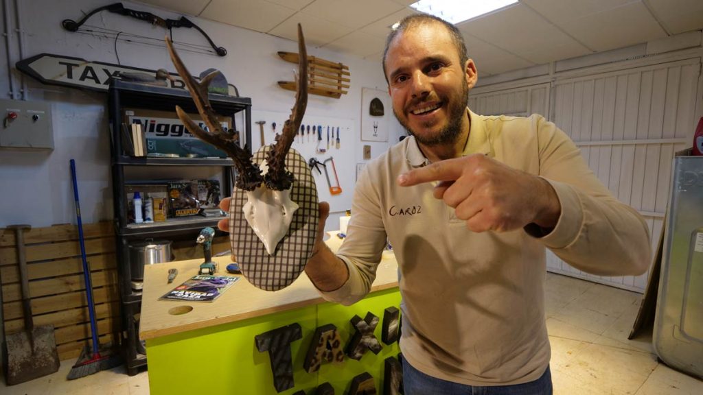 TAXIDERMANIA-6-CORZO-FRONTAL