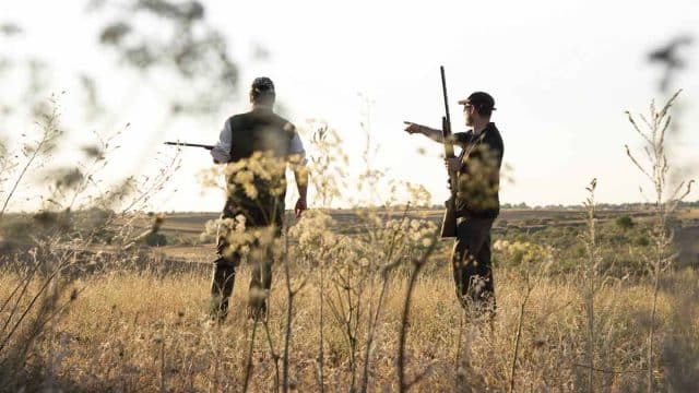 Dos cazadores.