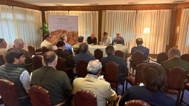 El acto de presentación de la obra.