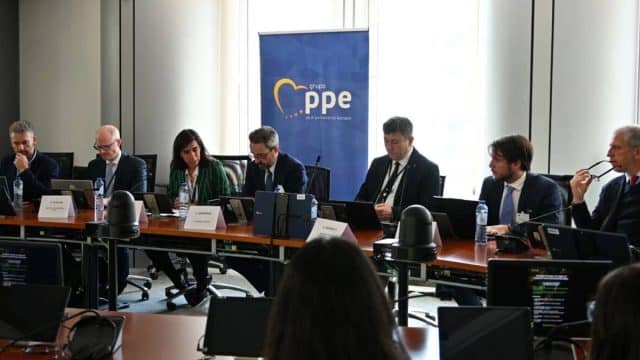 Expertos europeos sitúan la caza en el centro del debate sobre la gestión de la fauna en Bruselas