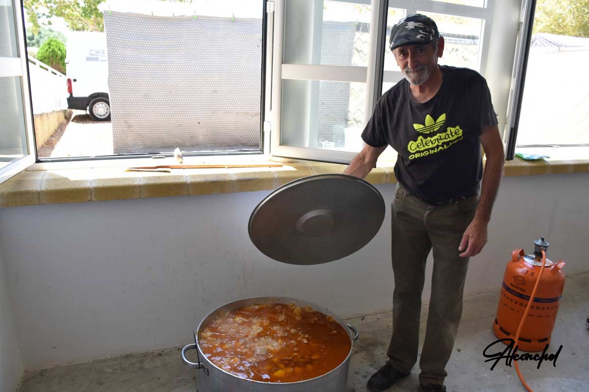 La sociedad de cazadores de Cádiz que dará de comer carne de caza a más de 700 vecinos durante la feria de su pueblo