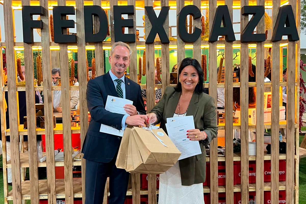 FEDEXCAZA y Gebidexsa renuevan en FECIEX su tercer convenio para el sector cinegético
